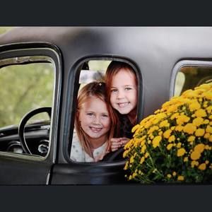 Meet your Posher, Holly